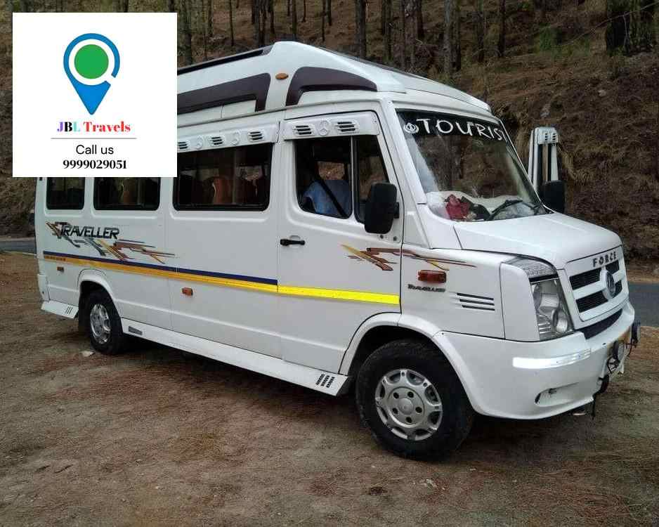9 Seater Tempo Traveller in Delhi