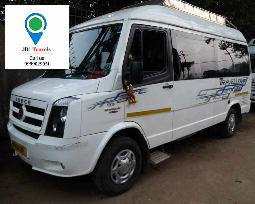 9 Seater Tempo Traveller in Ghaziabad