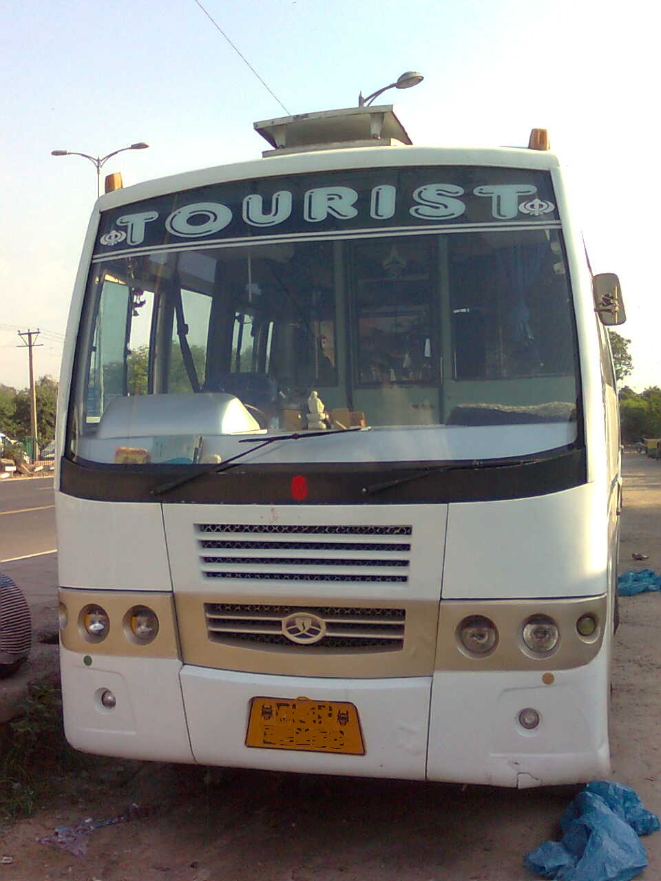 Bus services in noida